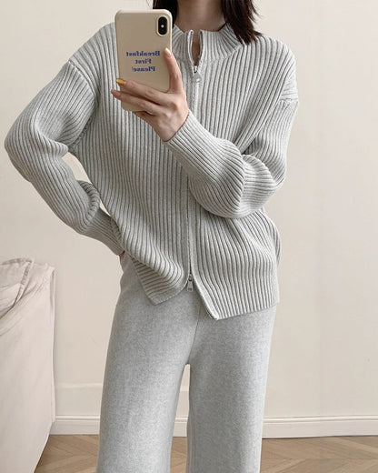Ensemble Tricot Rayé & Pantalon